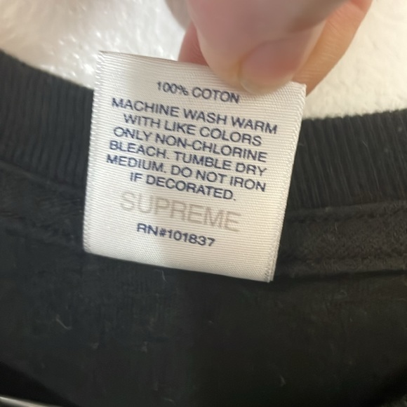 Supreme Bite Me Mens Medium Black T-Shirt Tee - Picture 4 of 6